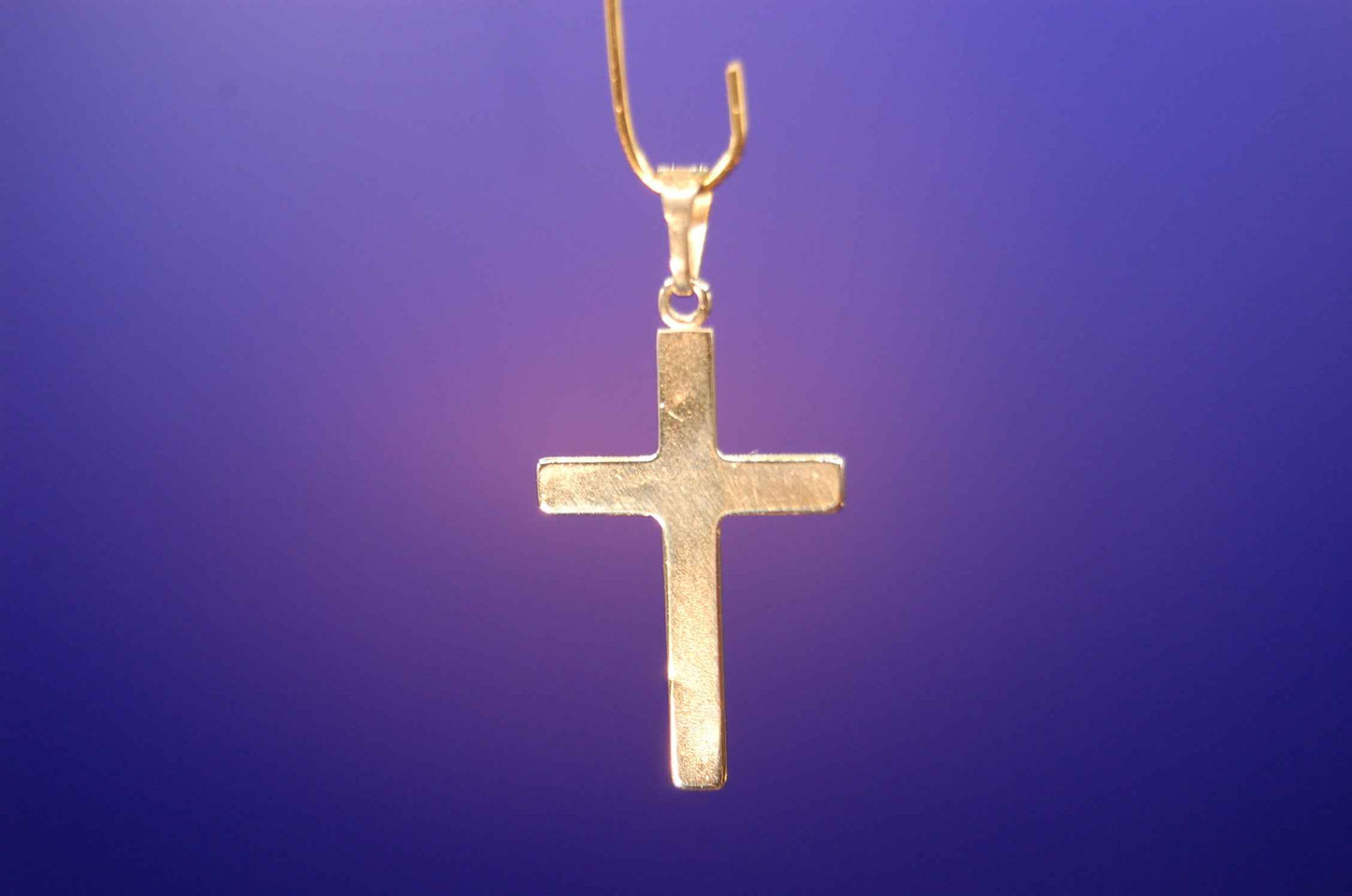 Kreuzanhänger 585 Gelbgold - Edler Schmuck für jeden Anlass – Juwelier Alen