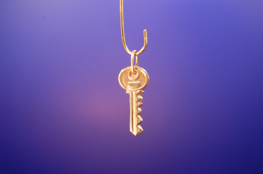 Schlüssel-Motiv Anhänger in 585 Gelbgold Anhänger Juwelier Alen