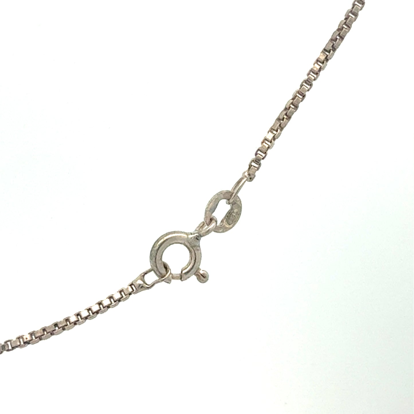 Perlen-Anhänger an Silberkette 925 - Nahaufnahme vom Verschluss