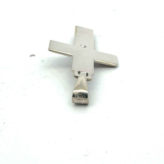 Kreuz-Anhänger aus 925er Sterlingsilber – Juwelier Alen