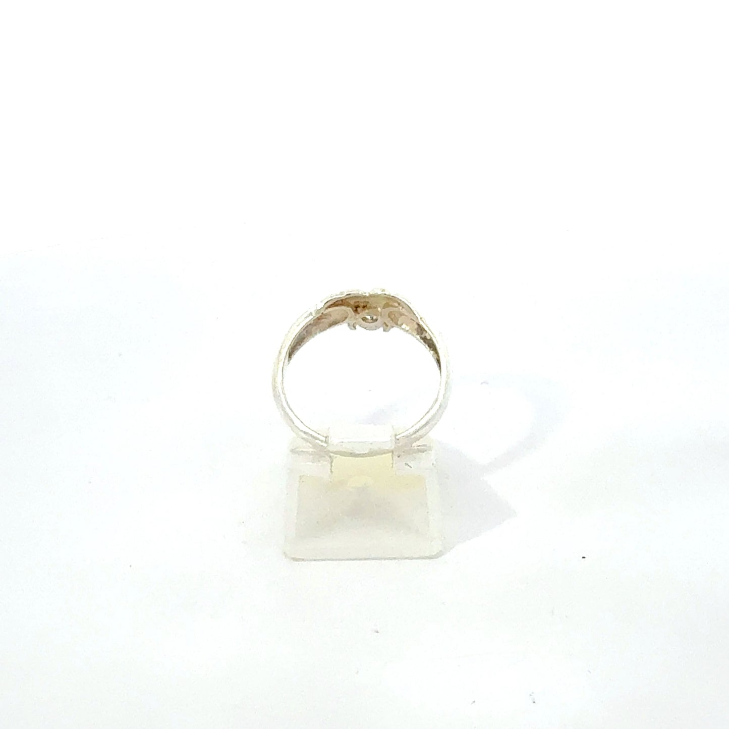 Ring aus 925er Silber mit Zirkonia, alternative Perspektive