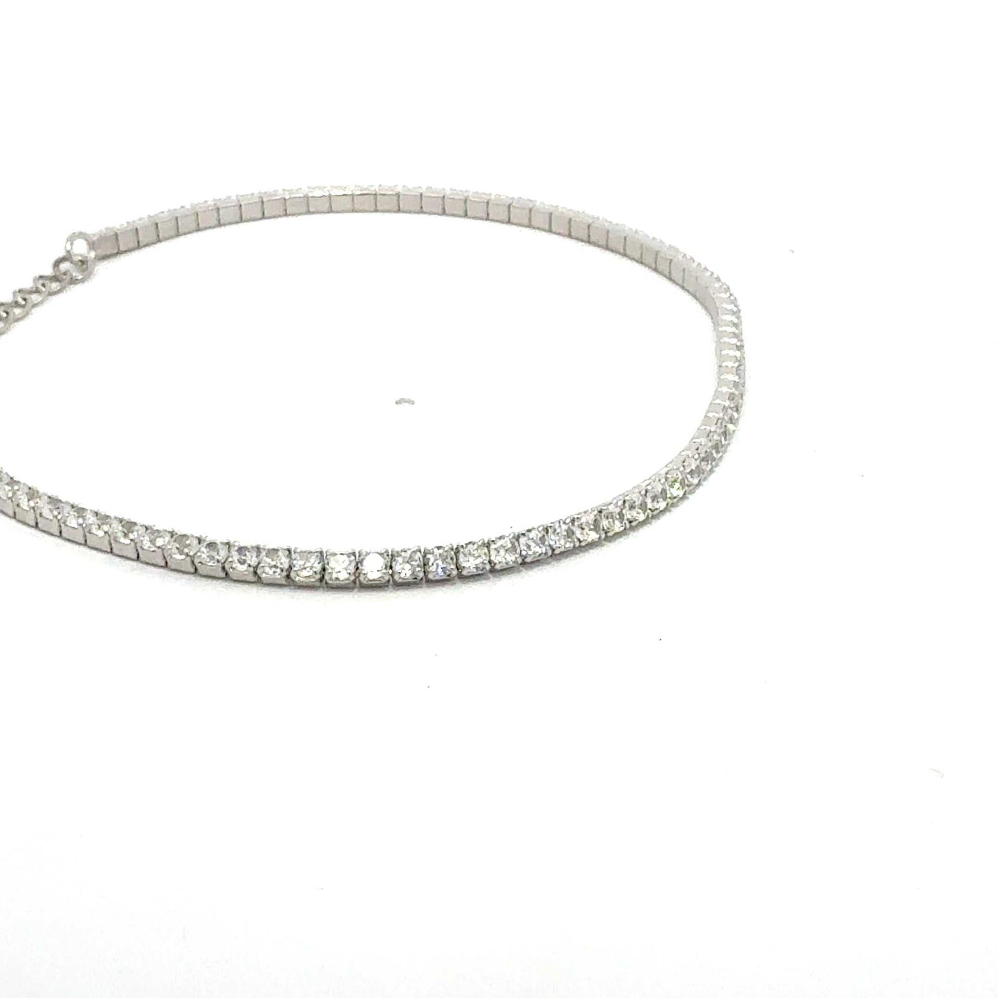 Sterlingsilber Tennis-Armband mit vollbesetzten Zirkonia-Steinen von Juwelier Alen, elegantes Schmuckstück für Damen