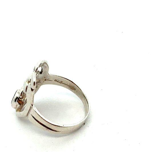 Silberring 925 in Größe 52 mit Onyx, 3,87 g, von Juwelier Alen, zeigt elegantes Design und hochwertige Verarbeitung.