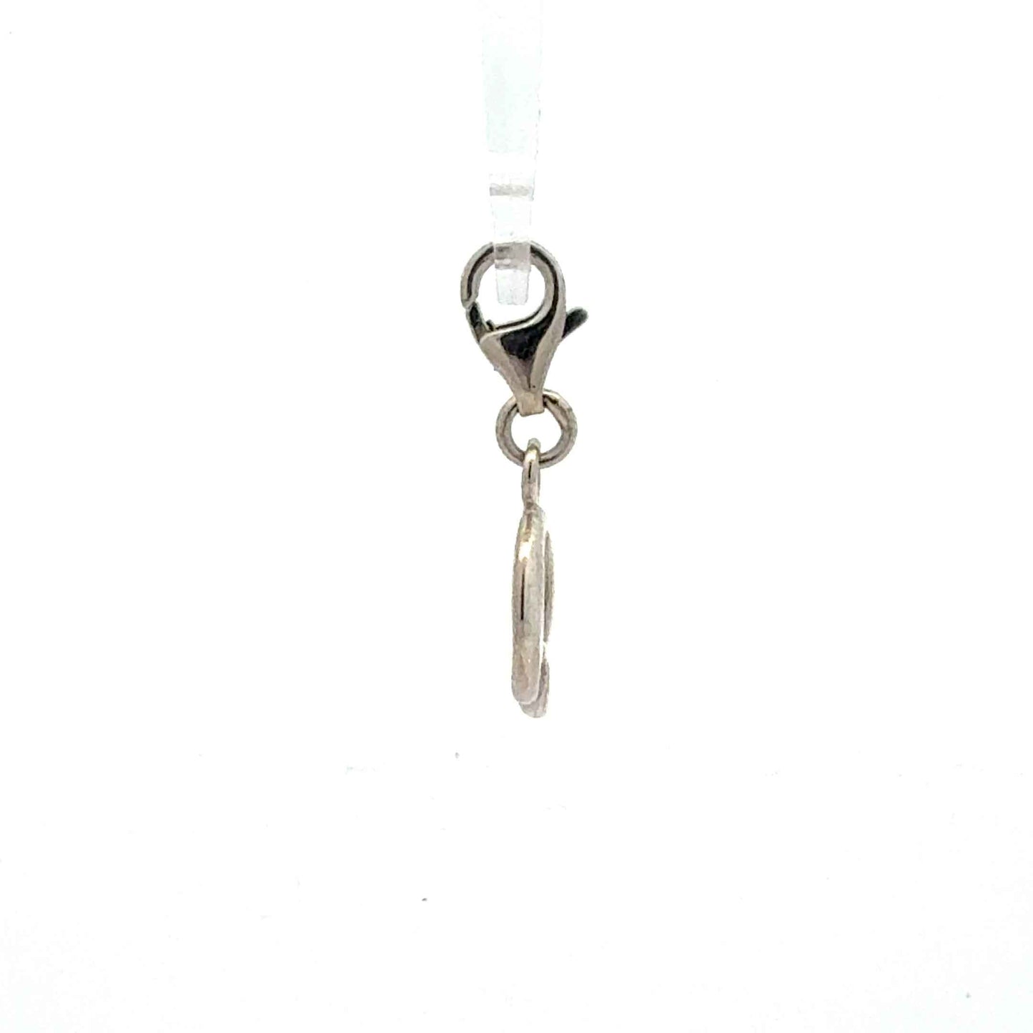 Silberner Charm Anhänger Buchstabe Q aus 925er Silber, leichter Anhänger für Ketten, von Juwelier Alen