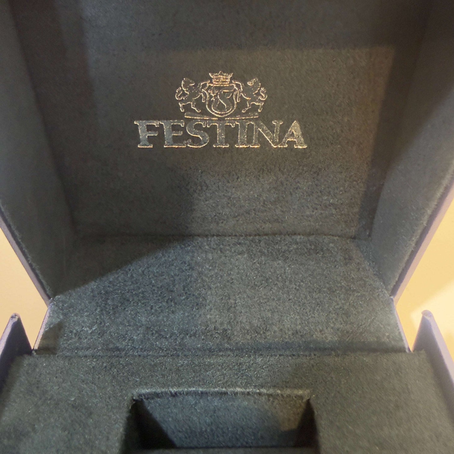 Uhrenbox Festina  Modell F37