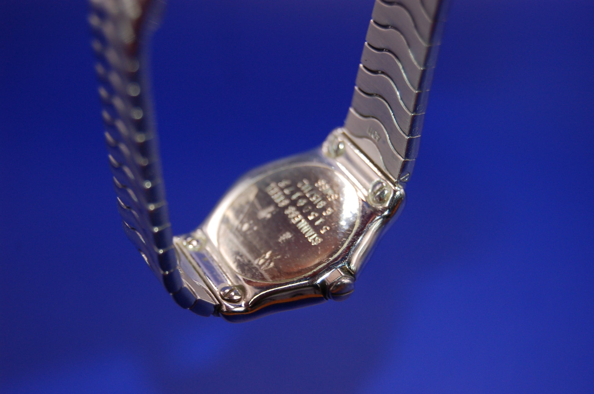 Ebel Classic Damenuhr - Detailansicht Gehäuseboden