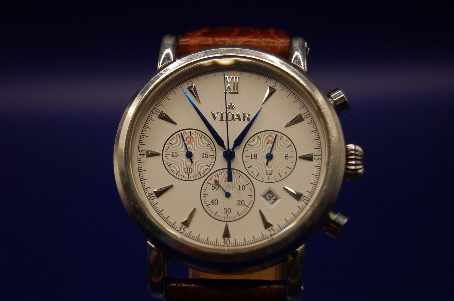 Vidar Armbanduhr – Schweizer Quarzwerk, Chronograph – neue Batterie Uhr Juwelier Alen