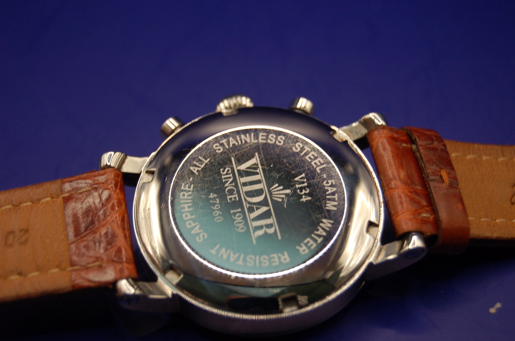 Vidar Armbanduhr – Schweizer Quarzwerk, Chronograph – neue Batterie Uhr Juwelier Alen