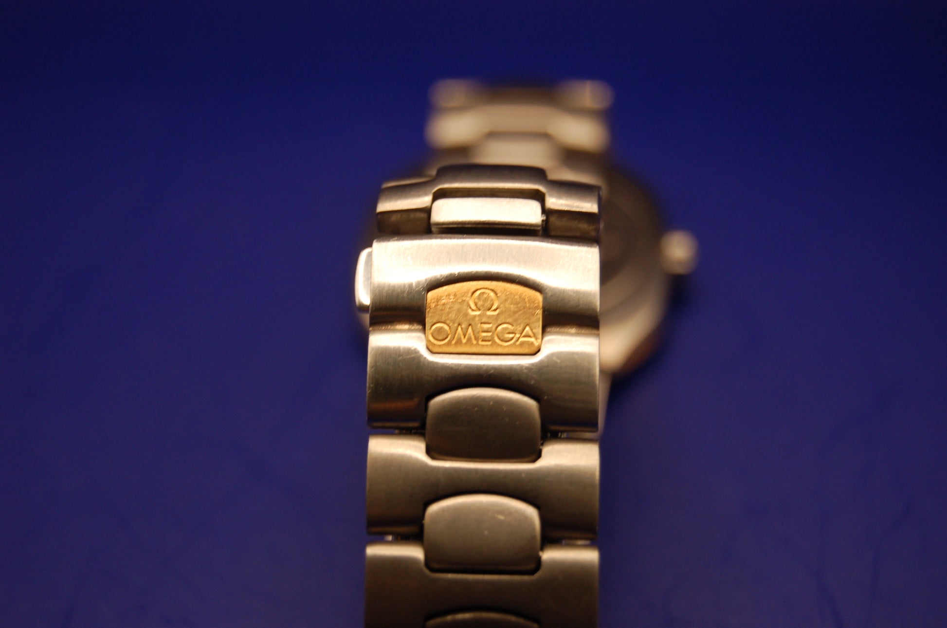 Omega Seamaster Titan Armband - Ansicht Faltschließe