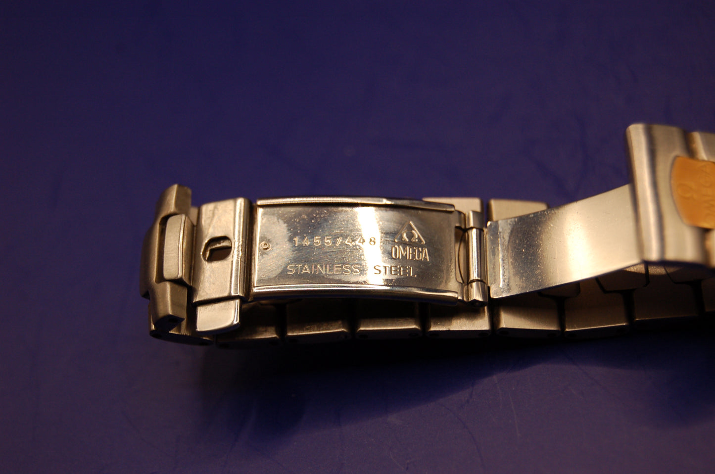 Omega Seamaster Titan Armband - Ansicht Faltschließe