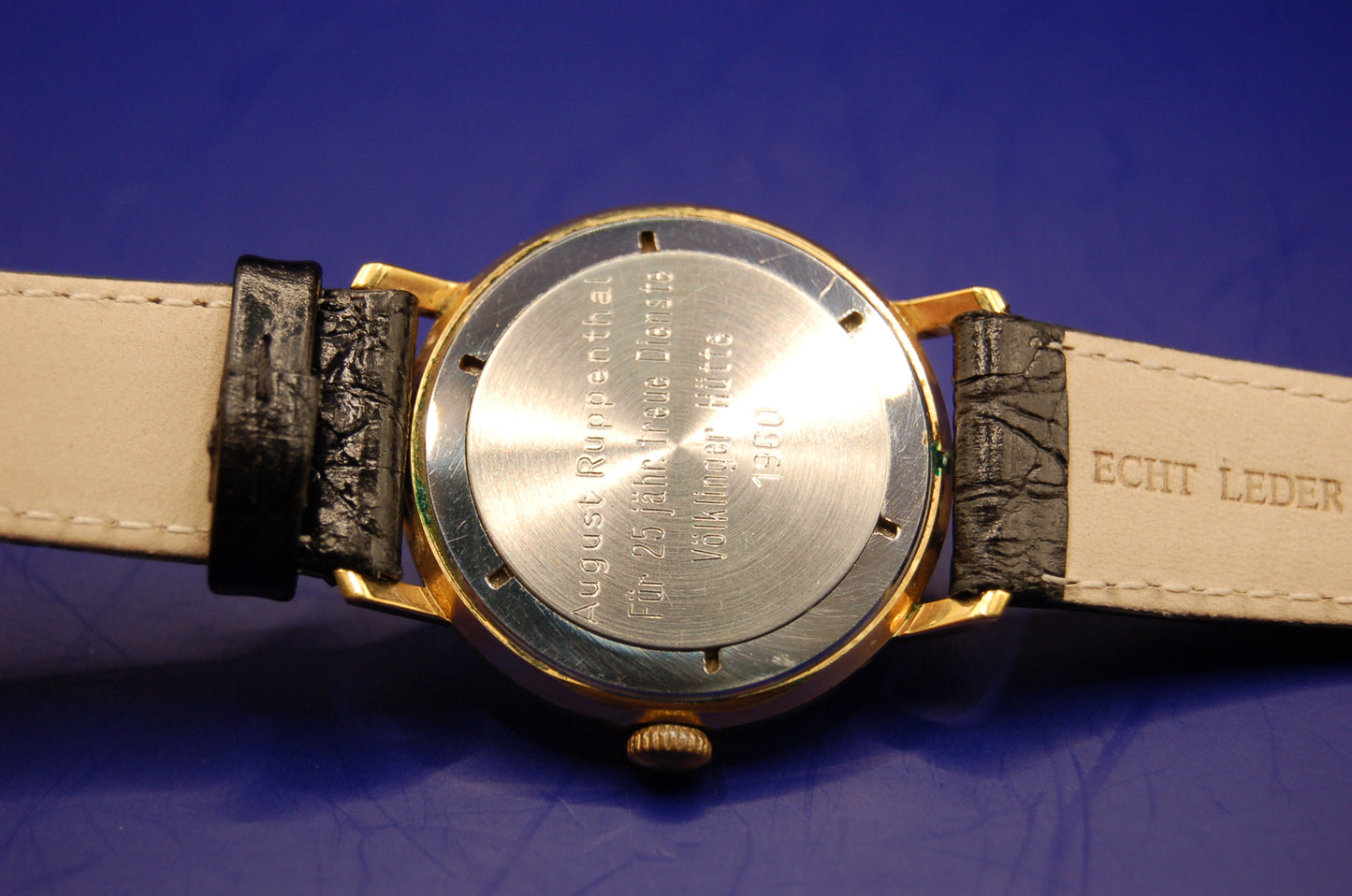 Junghans Meister Deutsche Uhr - Detailansicht Gehäuseboden