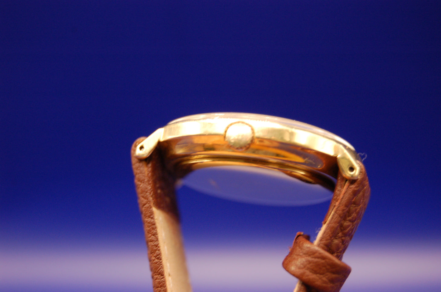 Mido Ocean Star Automatik - Seitenansicht mit Lederarmband