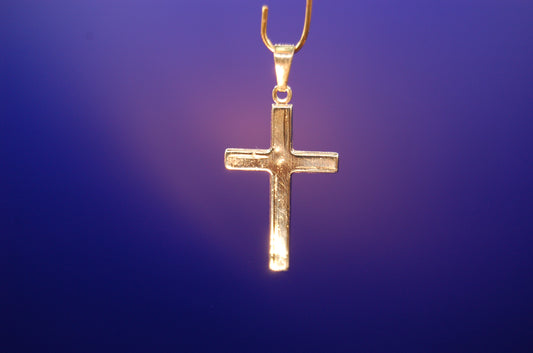 Kreuz-Anhänger aus 585 Gelbgold - Frontansicht des religiösen Schmuckstücks