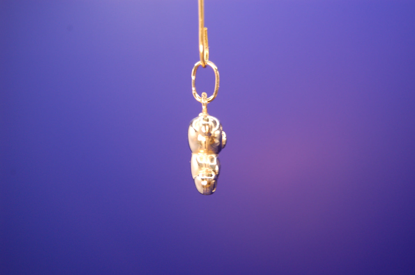 585er Gelbgold Bären-Anhänger - Seitenansicht des bezaubernden Motivs