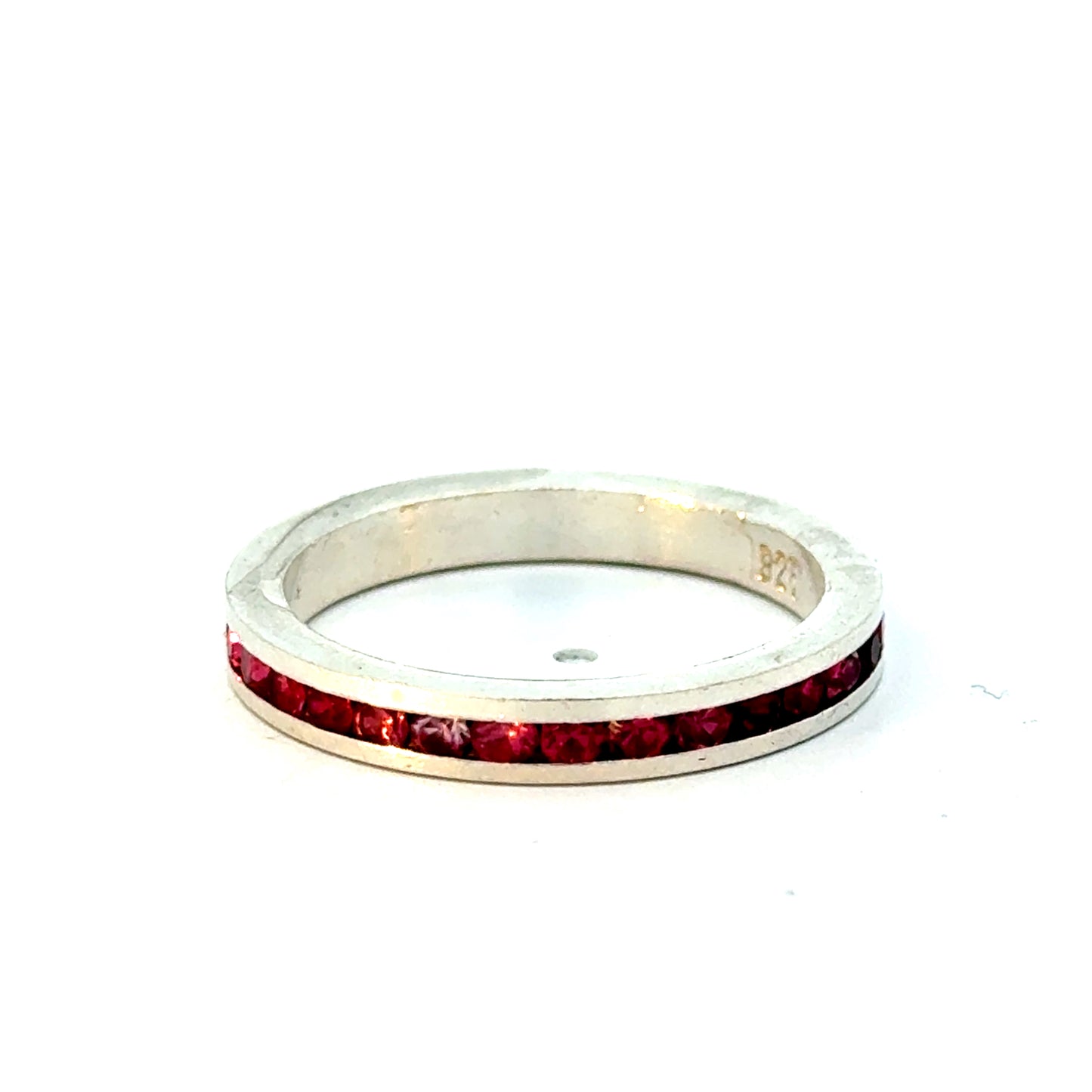 925 Silberring mit funkelnden synthetischen Steinen, Größe 57,5