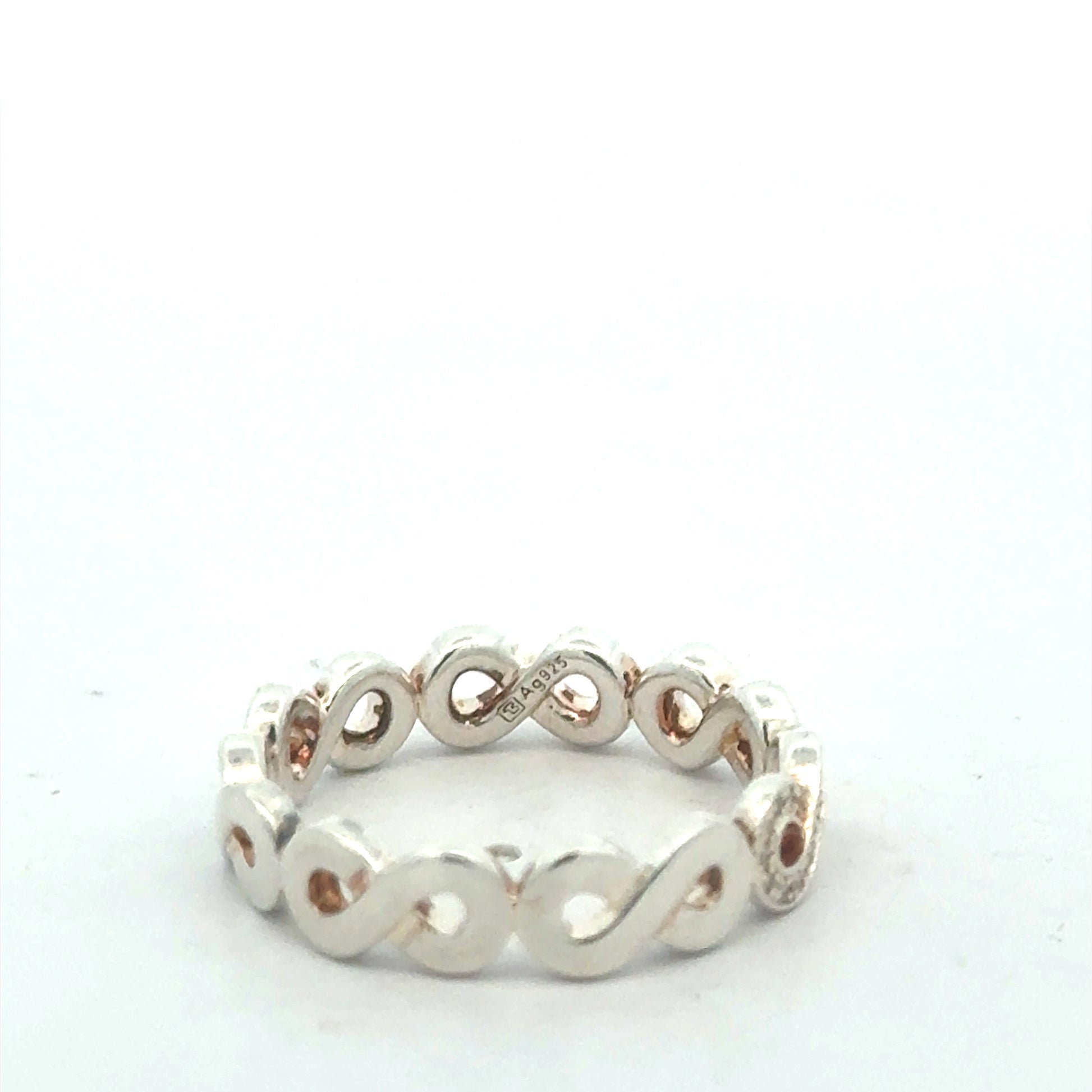 925er Silberring Unendlichkeitszeichen - Nahaufnahme