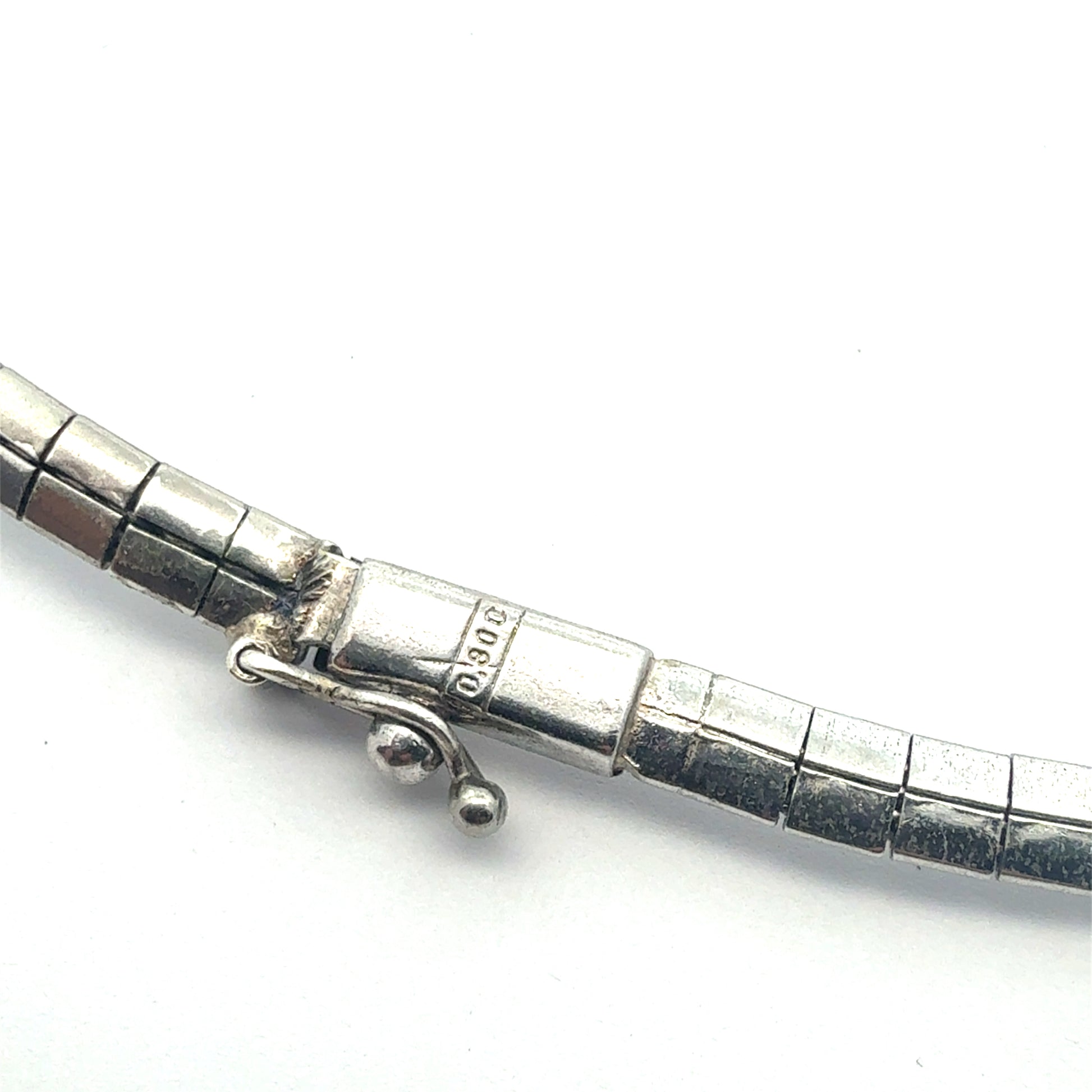 925 Silberkette mit blauen Edelsteinen - Detailansicht