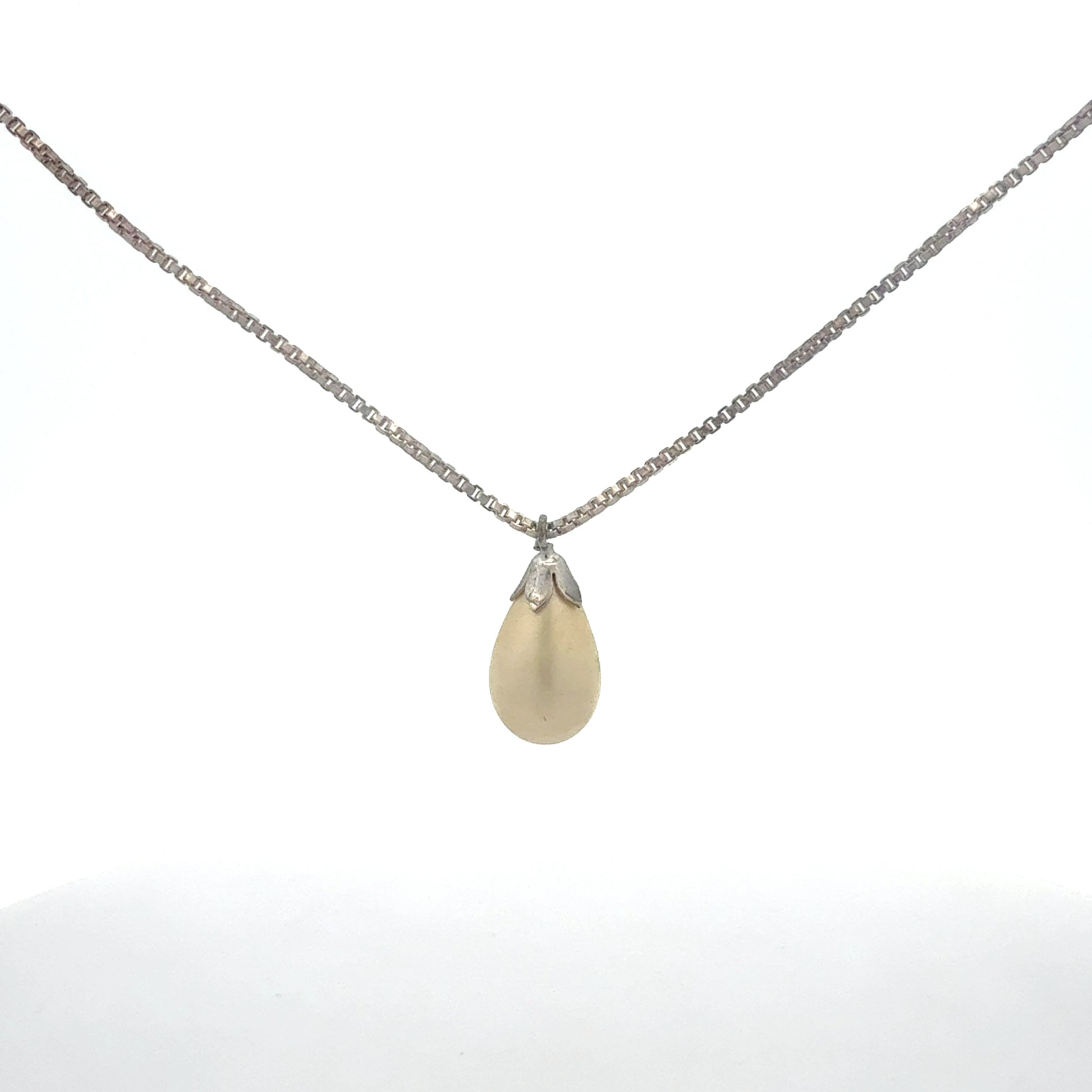 Silberkette 925 mit Perlen-Anhänger Detailansicht