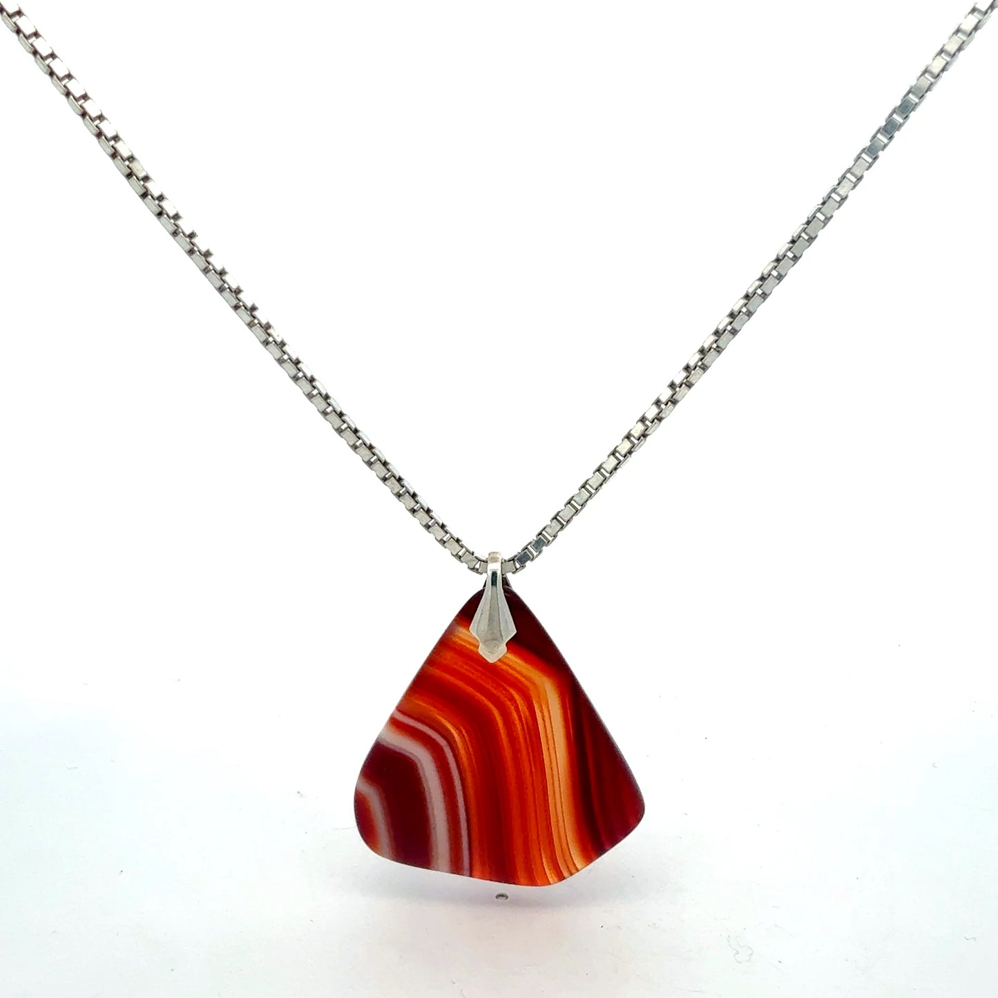 925 Silberkette mit Naturstein-Anhänger - Frontansicht