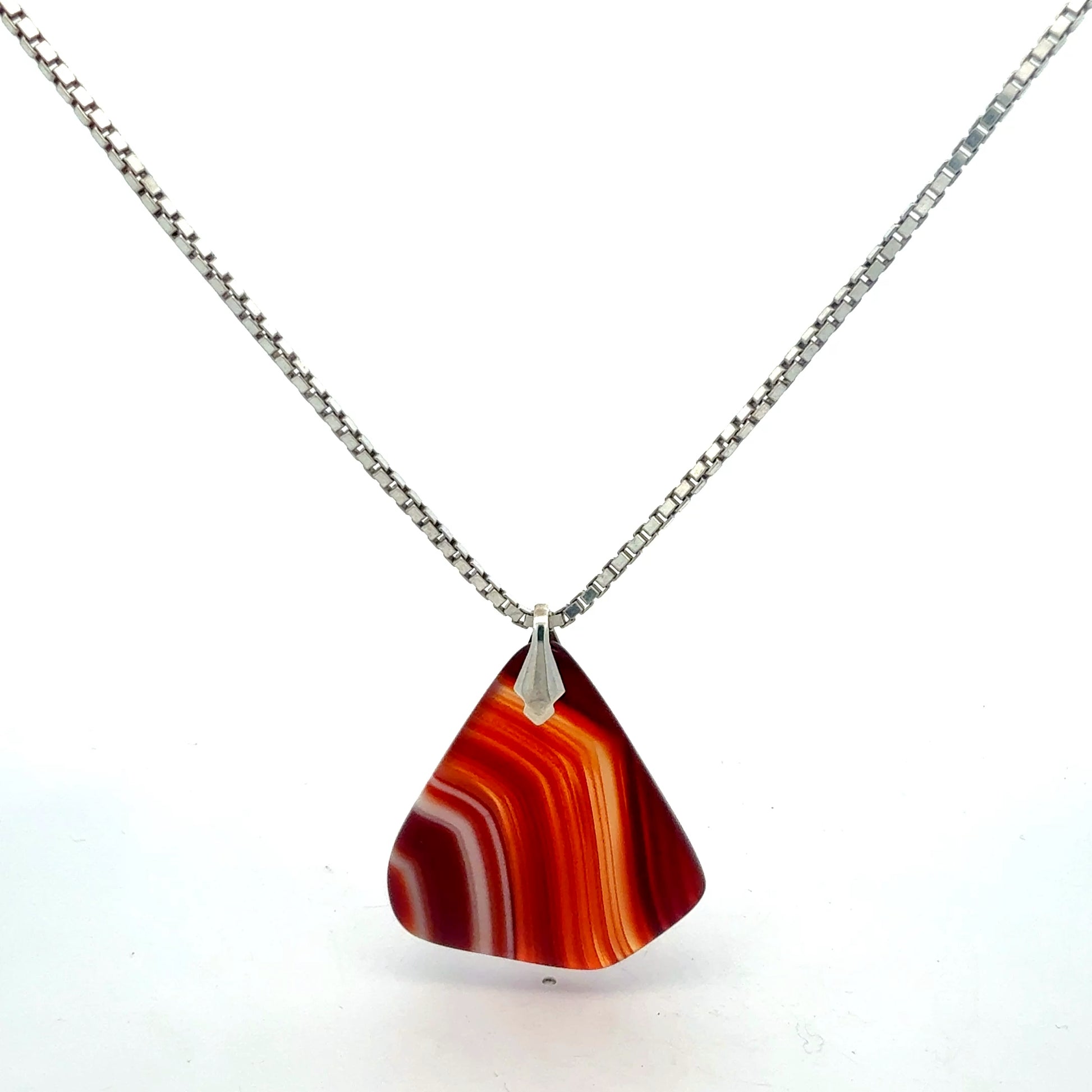 925 Silberkette mit Naturstein-Anhänger - Frontansicht