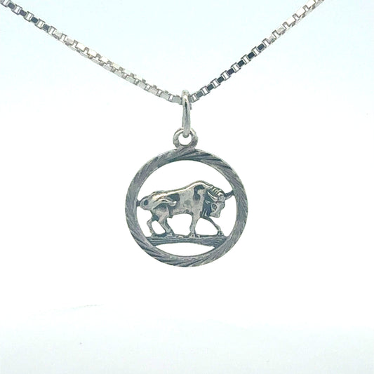 Silberkette 925 mit Stier-Anhänger – Detailansicht des Anhängers