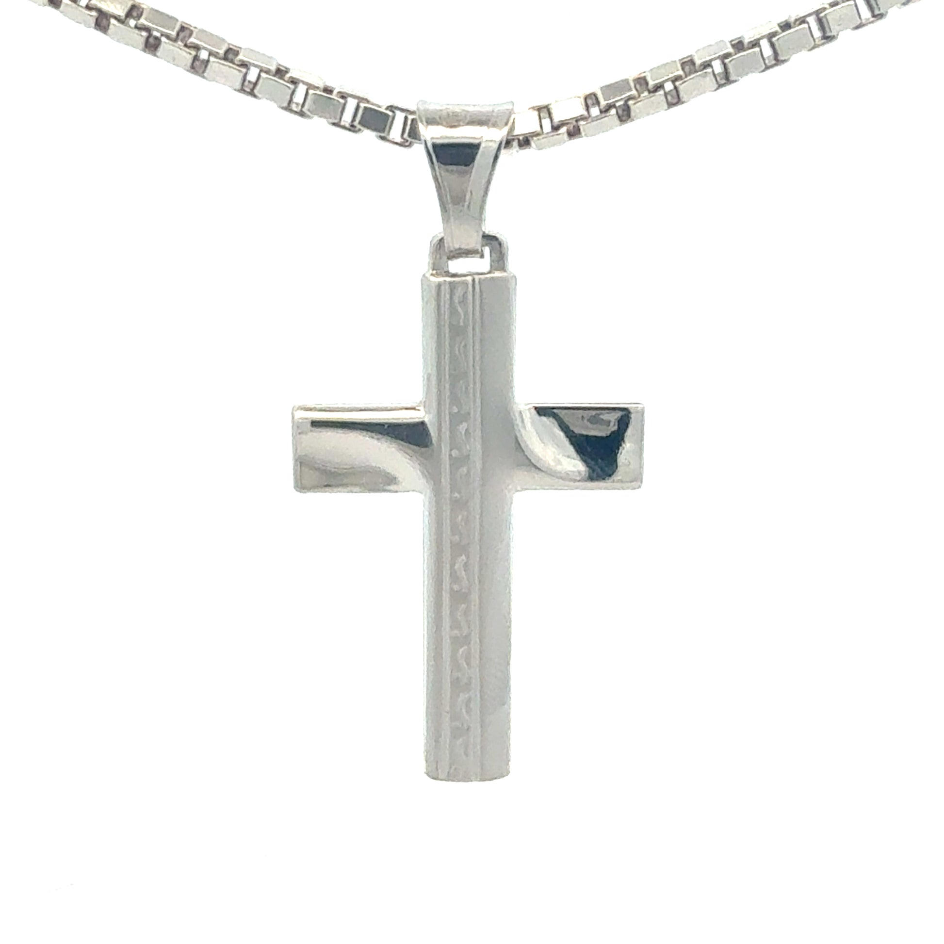 Silberkette 925 mit Kreuz-Anhänger – Detailansicht des Kreuzes