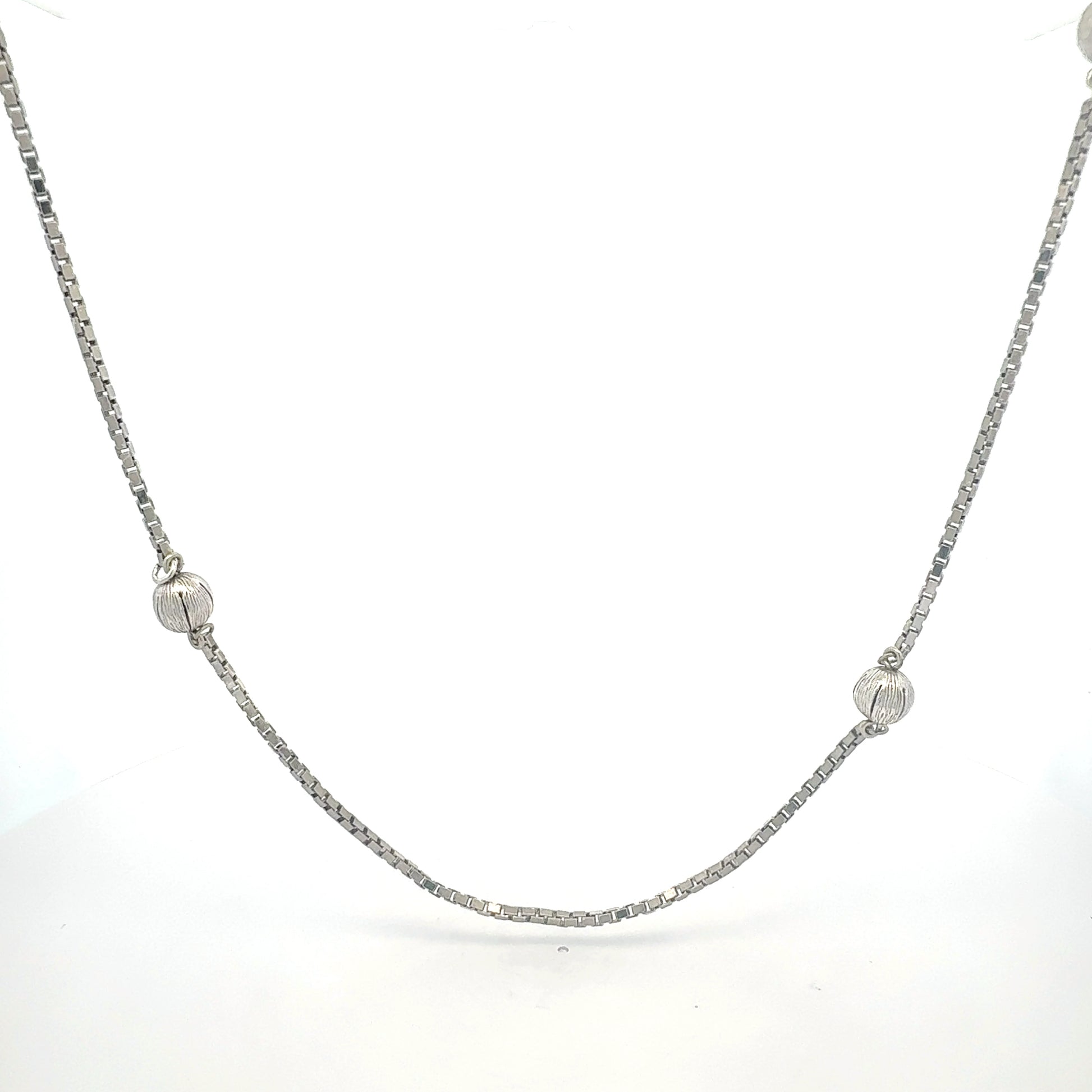 Silberkette 925 mit 4 Kugeln 80cm - Gesamtansicht