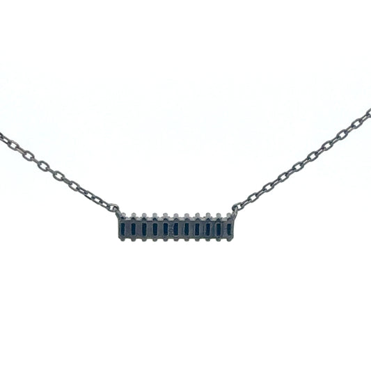 Oxidierte 925 Silberkette mit schwarzem Stein-Anhänger - Detailansicht