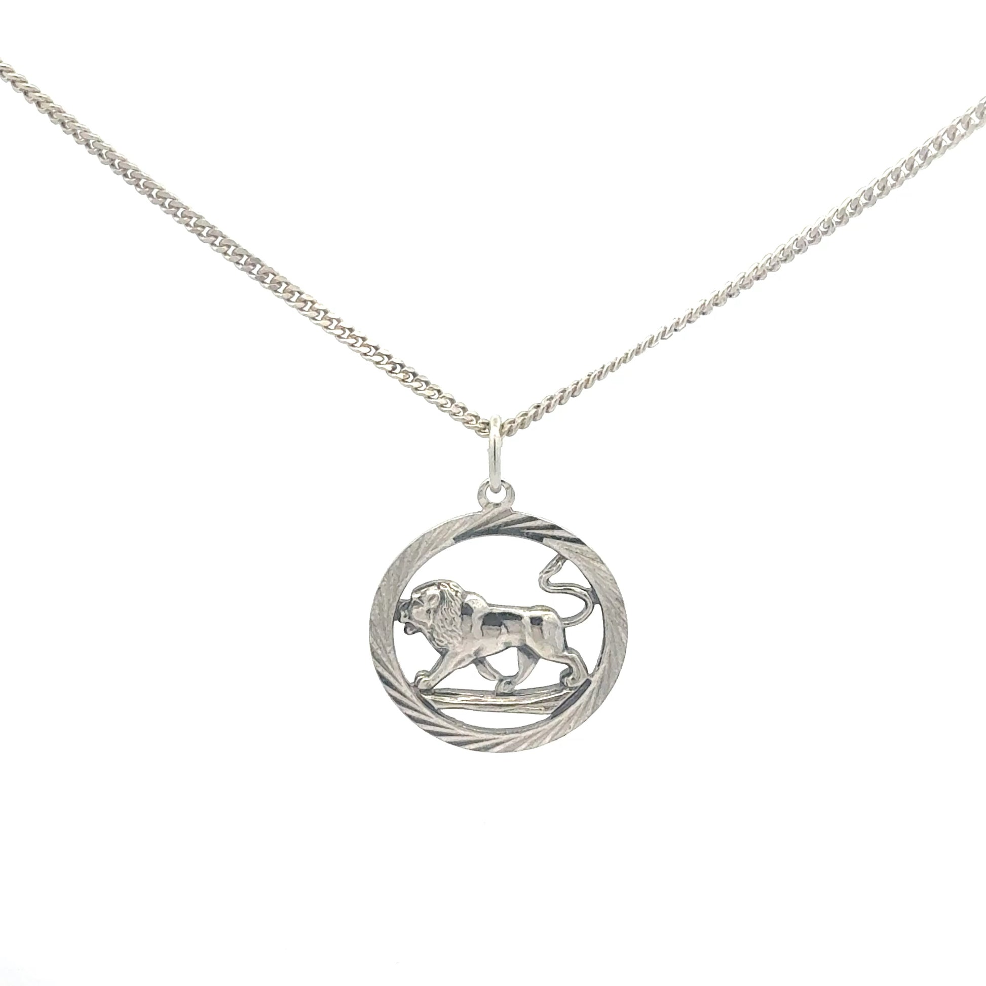 Silberkette 925 mit Löwen-Anhänger – Frontansicht Panzerkette 50 cm