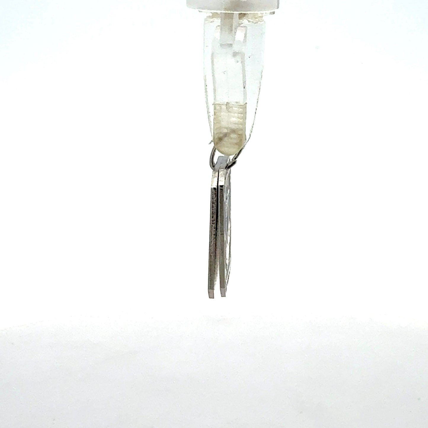 Silberanhänger 925 Größenvergleich - 3,38g leichter Sternzeichenschmuck
Seitenansicht