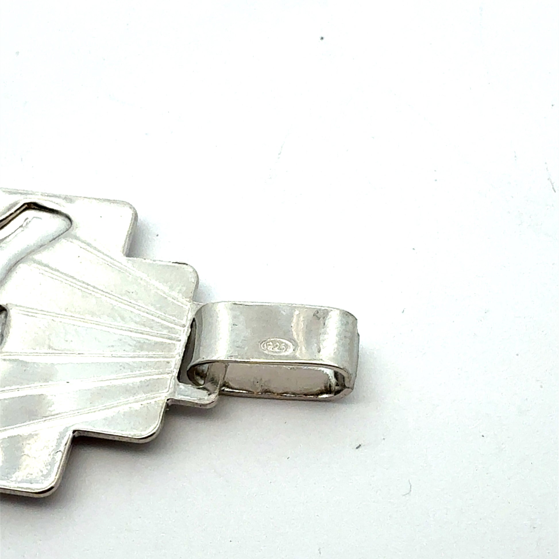 Silber Kreuzanhänger Detail Nahaufnahme