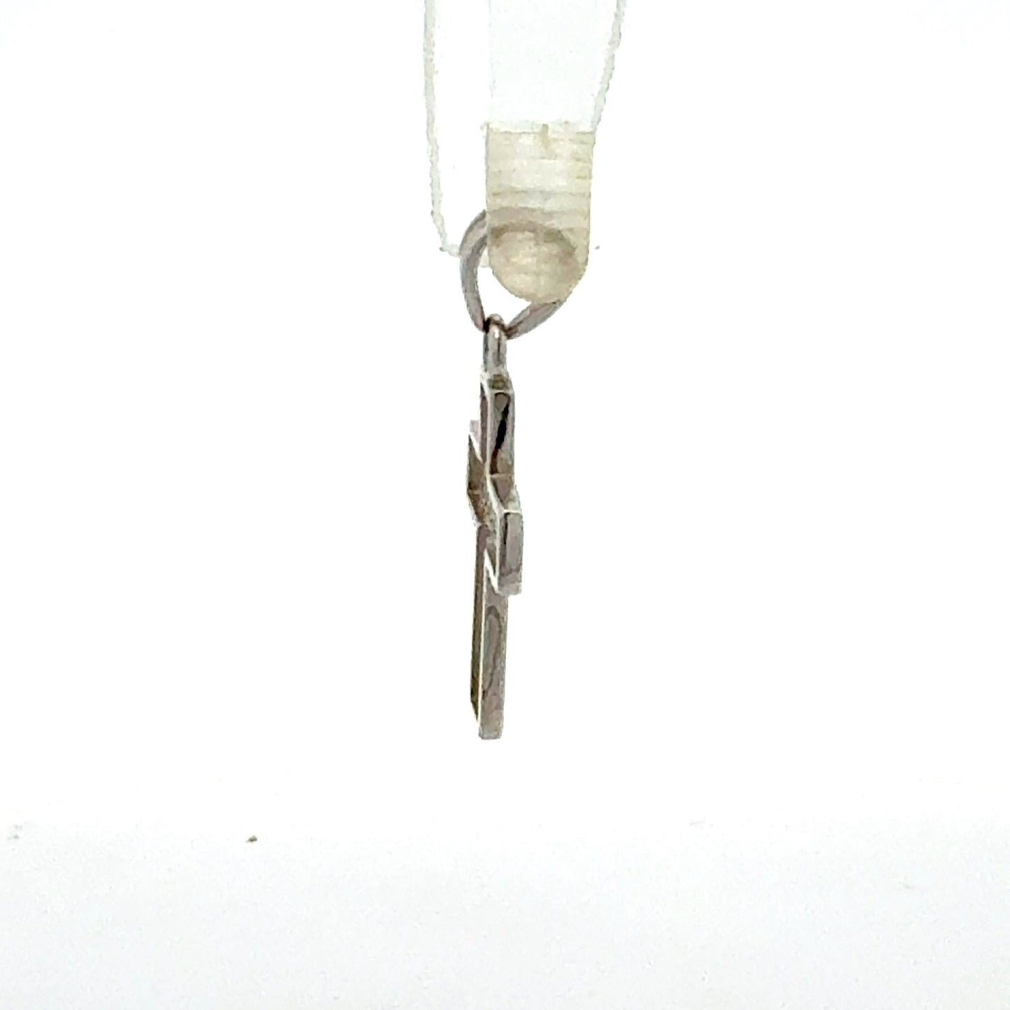 585er Weißgold Anhänger 14K - Seitenansicht der hochwertigen Verarbeitung