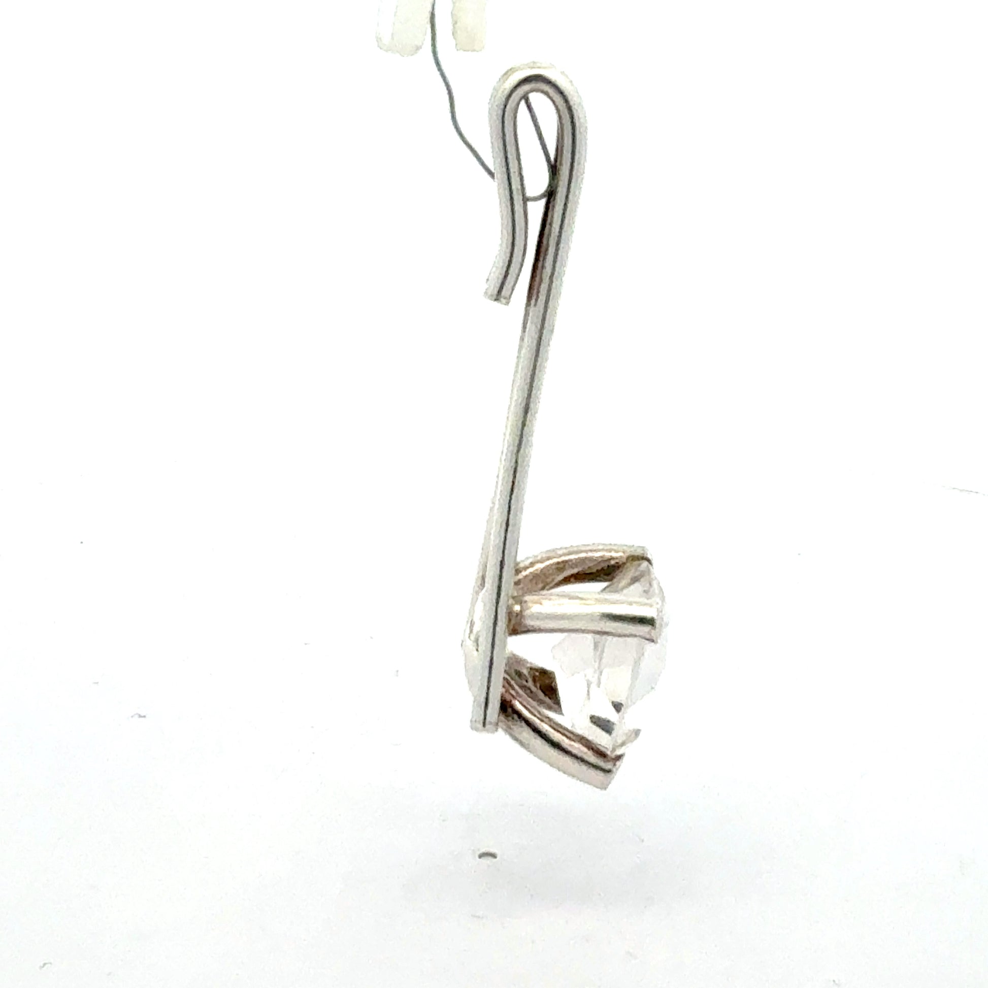 925er Silber Anhänger mit Zirkonia - Seitenansicht der eleganten Verarbeitung