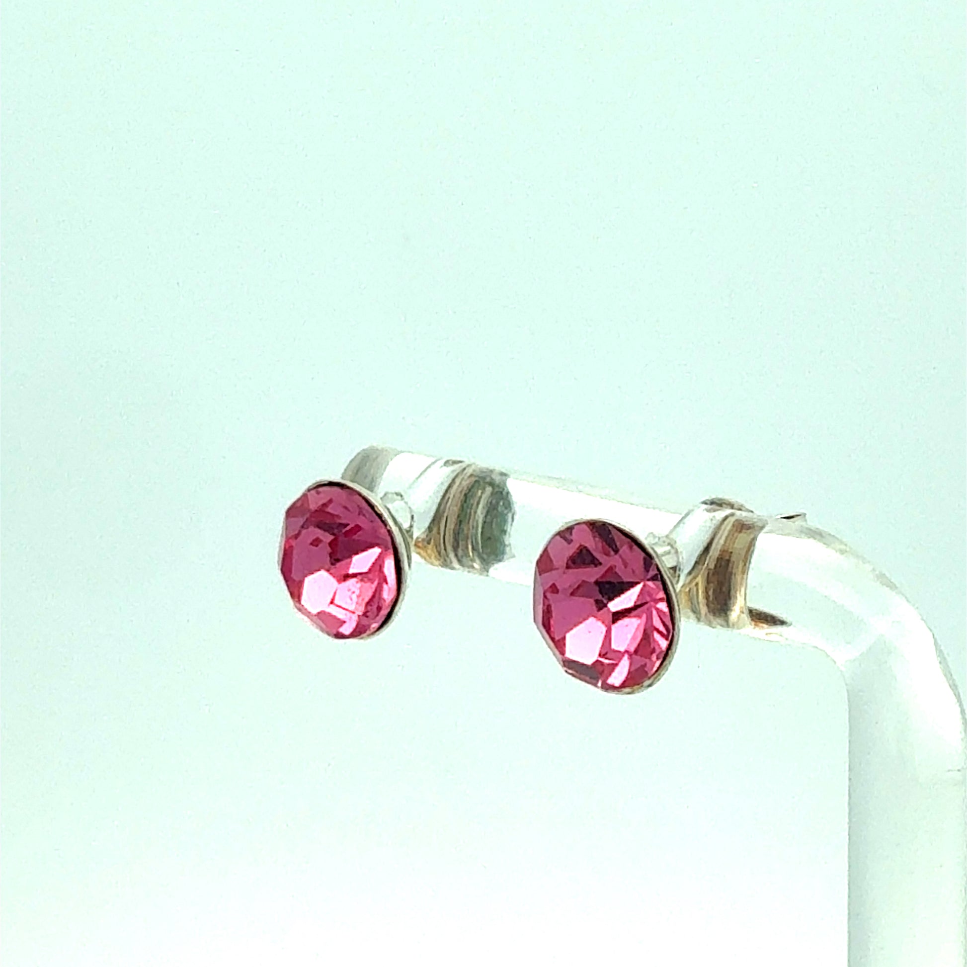 Silber Ohrring 925 mit pinken Glassteinen - Detailansicht