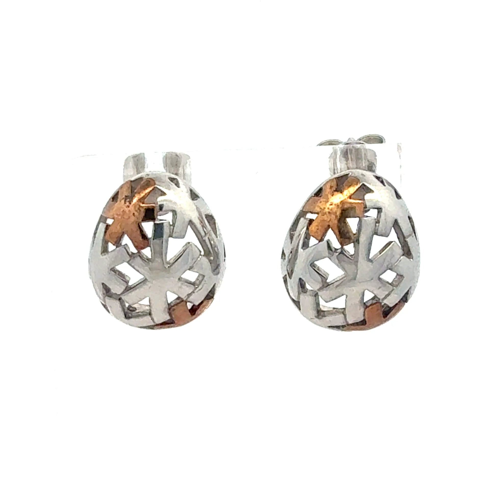 Ohrringe aus Sterlingsilber teilvergoldet – Detailansicht der hochwertigen Verarbeitung