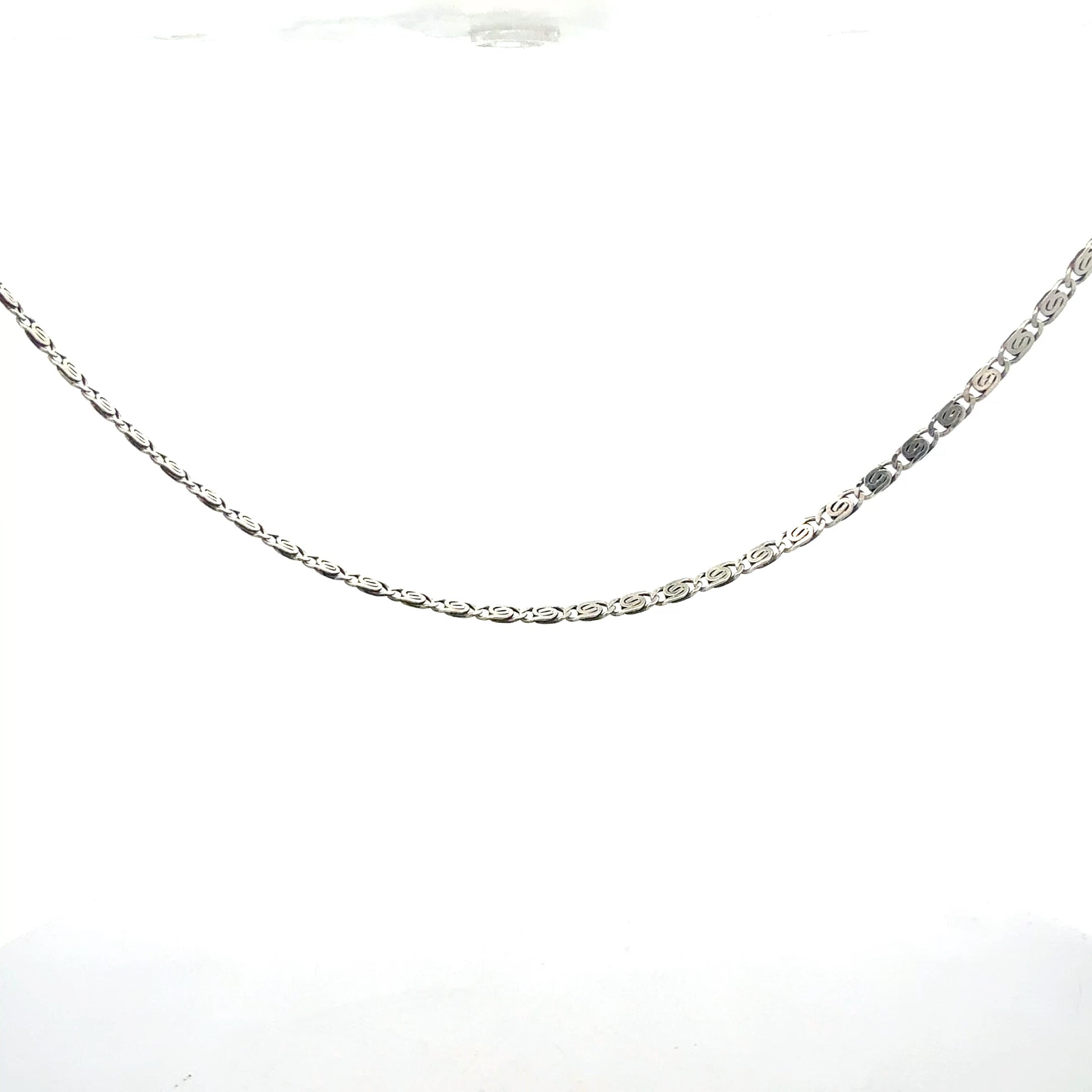 Elegante Silberkette 925 - Seitenansicht der 63 cm langen Kette
