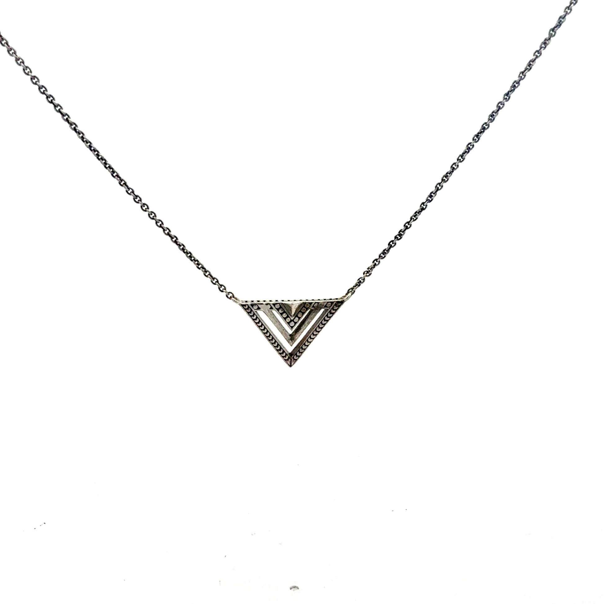 925er Sterlingsilber Kette mit Pyramiden-Anhänger 47cm