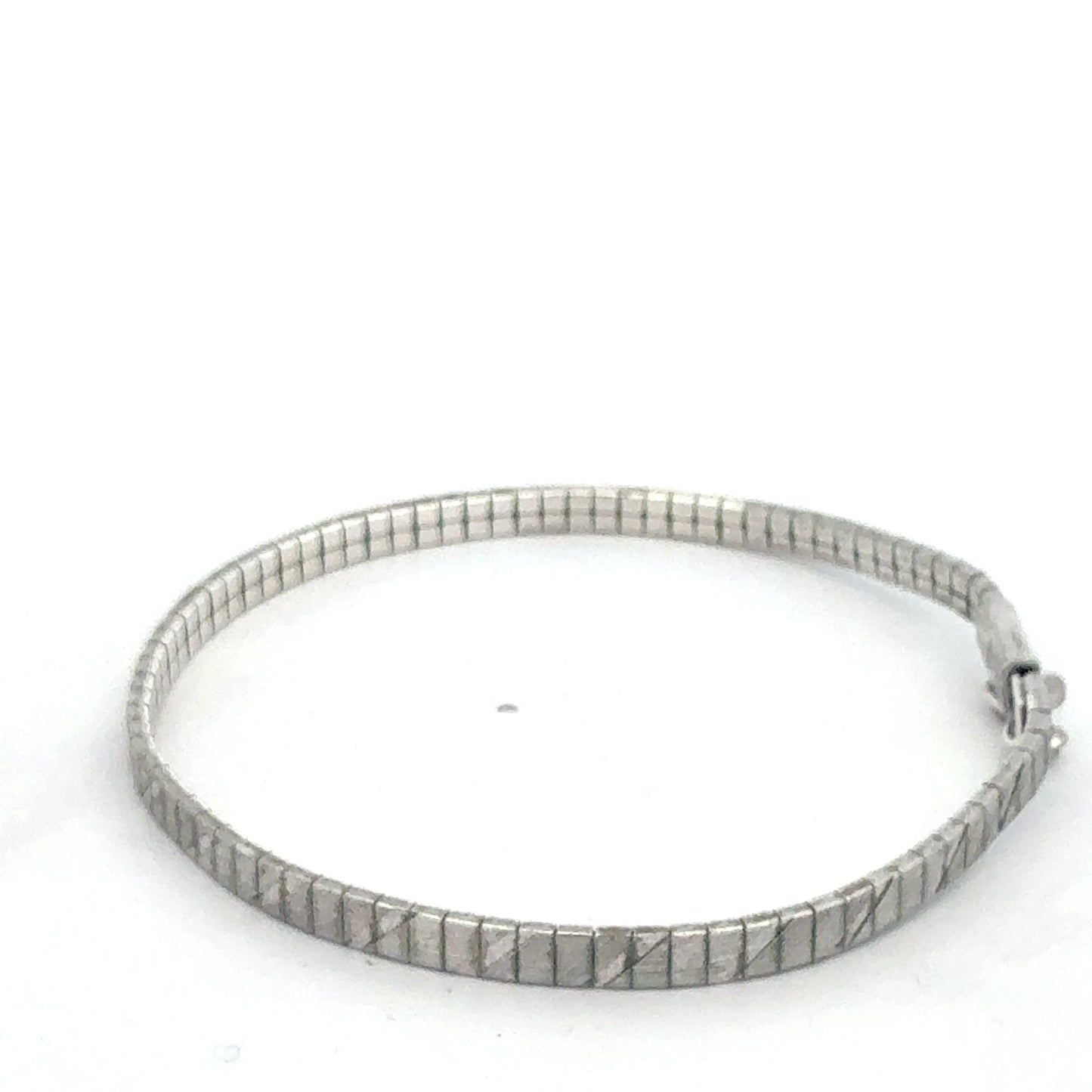 Detailansicht Sterling Silber Armband mit feiner Verarbeitung