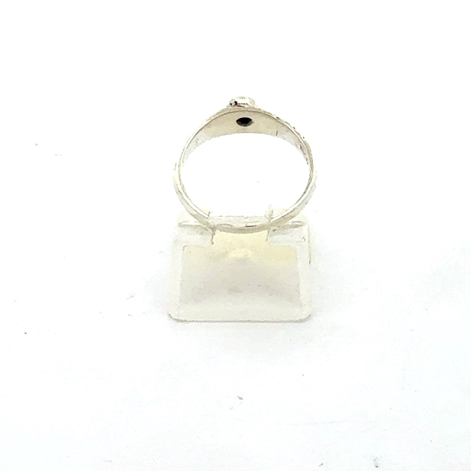 925er Silberring mit Zirkonia, Rückansicht