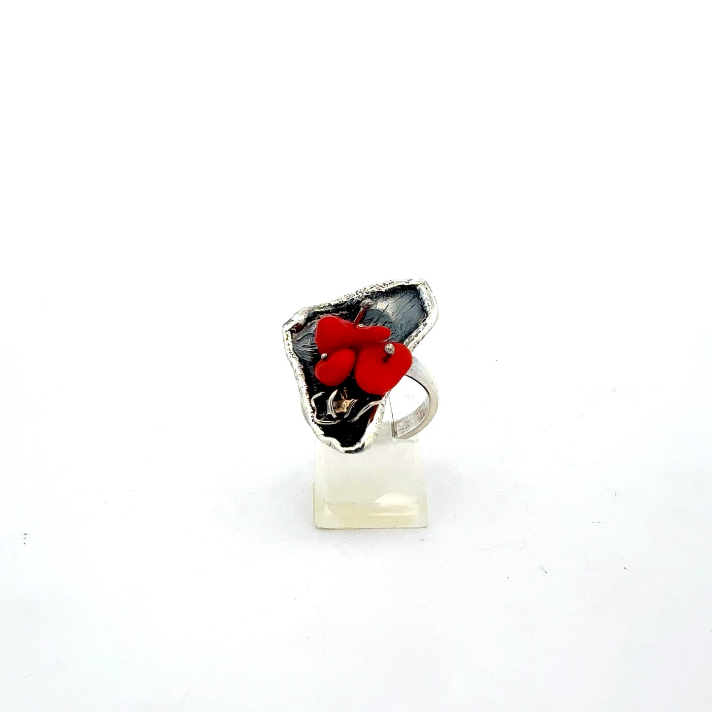 Silberner 925er Ring mit Gewicht 6,47 g in Größe 53 - Hauptansicht
