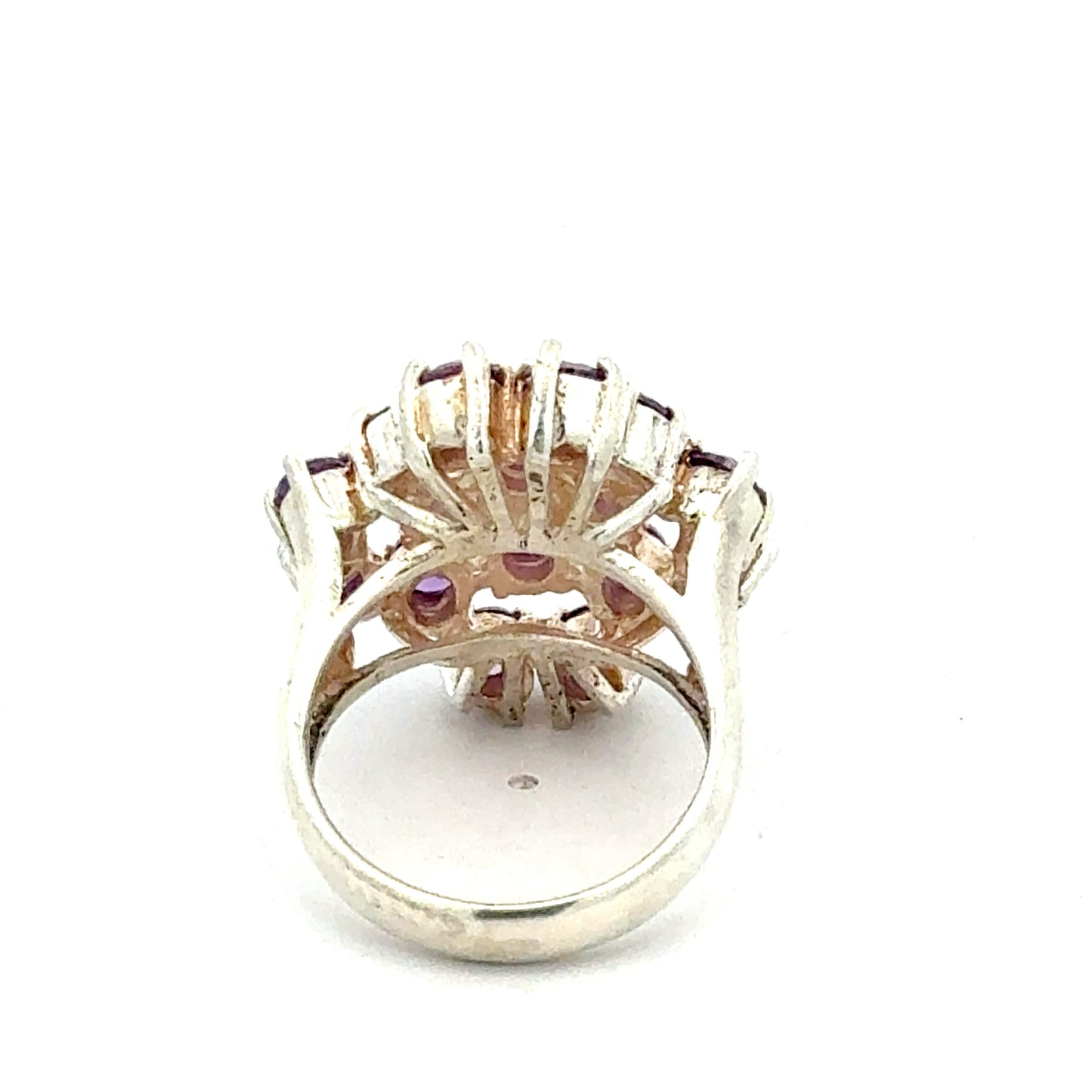 Eleganter Silberring mit violettem Stein - Detailansicht Rückansicht