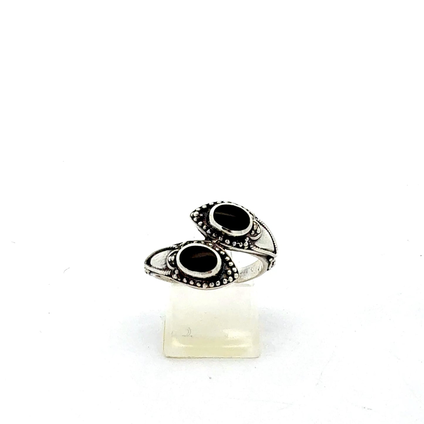 Detailansicht Sterling Silber Ring mit Onyx-Steinen, 4,99 g
