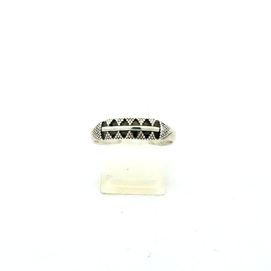 Feiner Ring aus 925 Sterling Silber, Größe 59, 1,83 g - Detailansicht