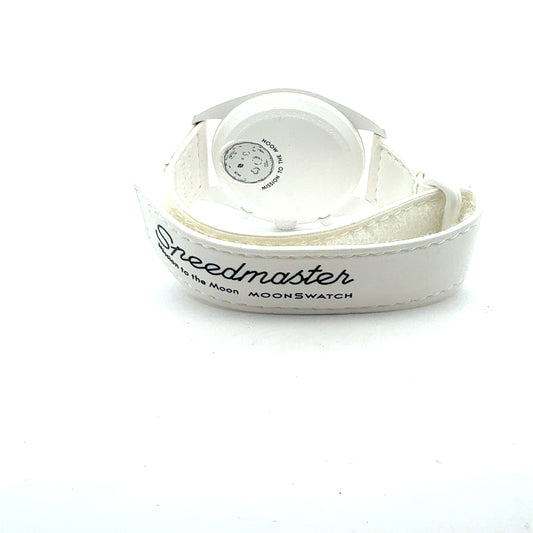 Swatch MoonSwatch „Mission to the Moonphase – Full Moon“ – Snoopy Edition – ungetragen &OVP Uhr Juwelier Alen