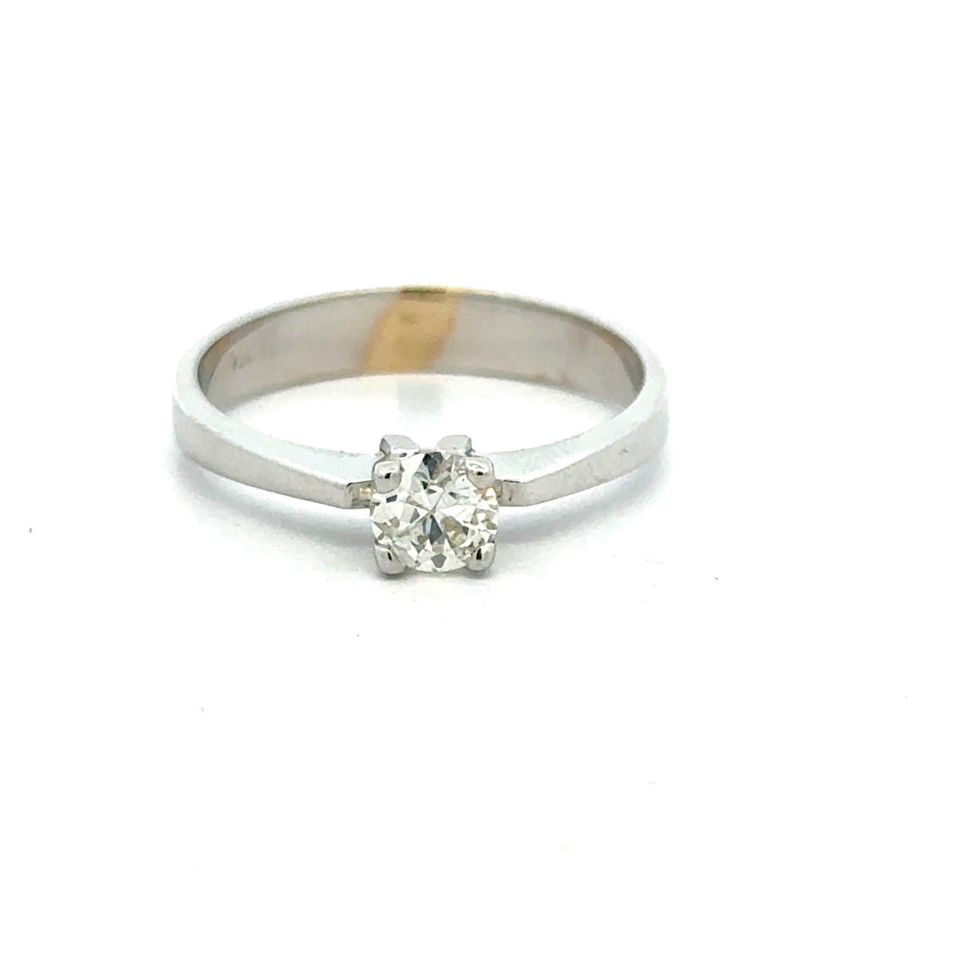 18K white gold solitaire ring with a 0.30 ct brilliant diamond by Juwelier Alen, showcasing elegant design and craftsmanship.