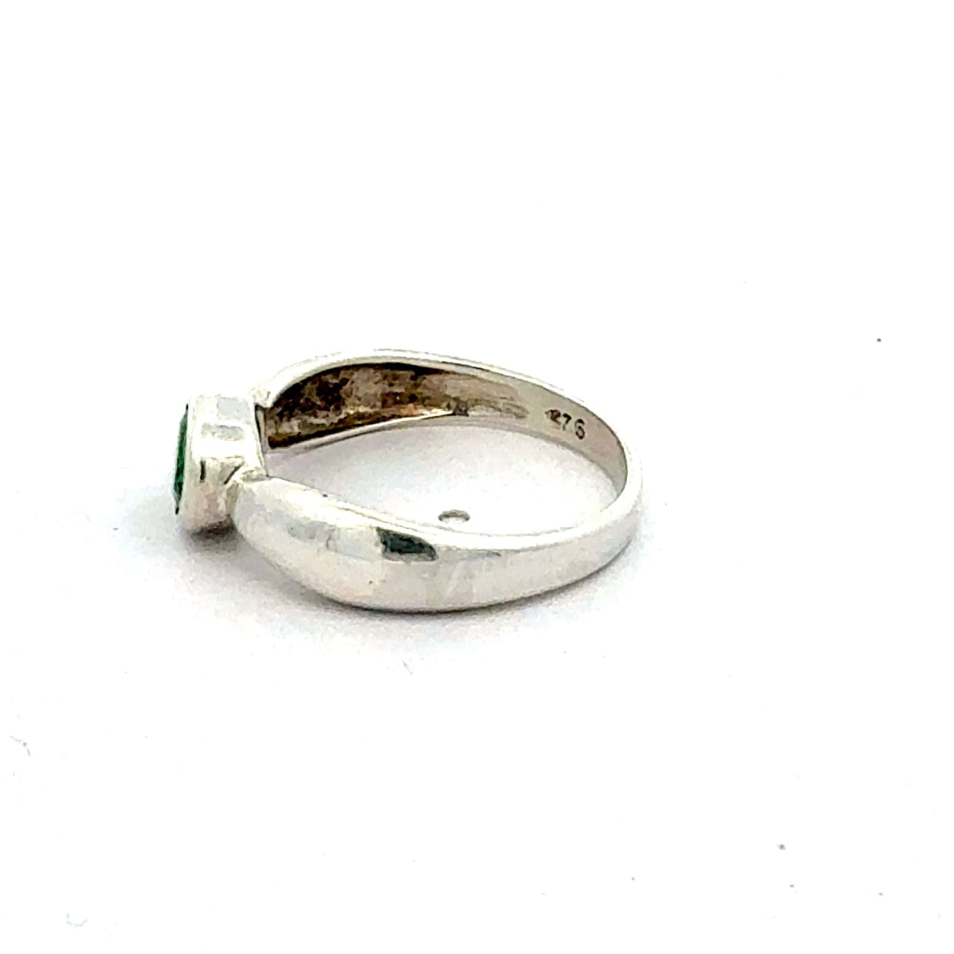 Silber Ring 925 mit grünem Stein – Juwelier Alen
