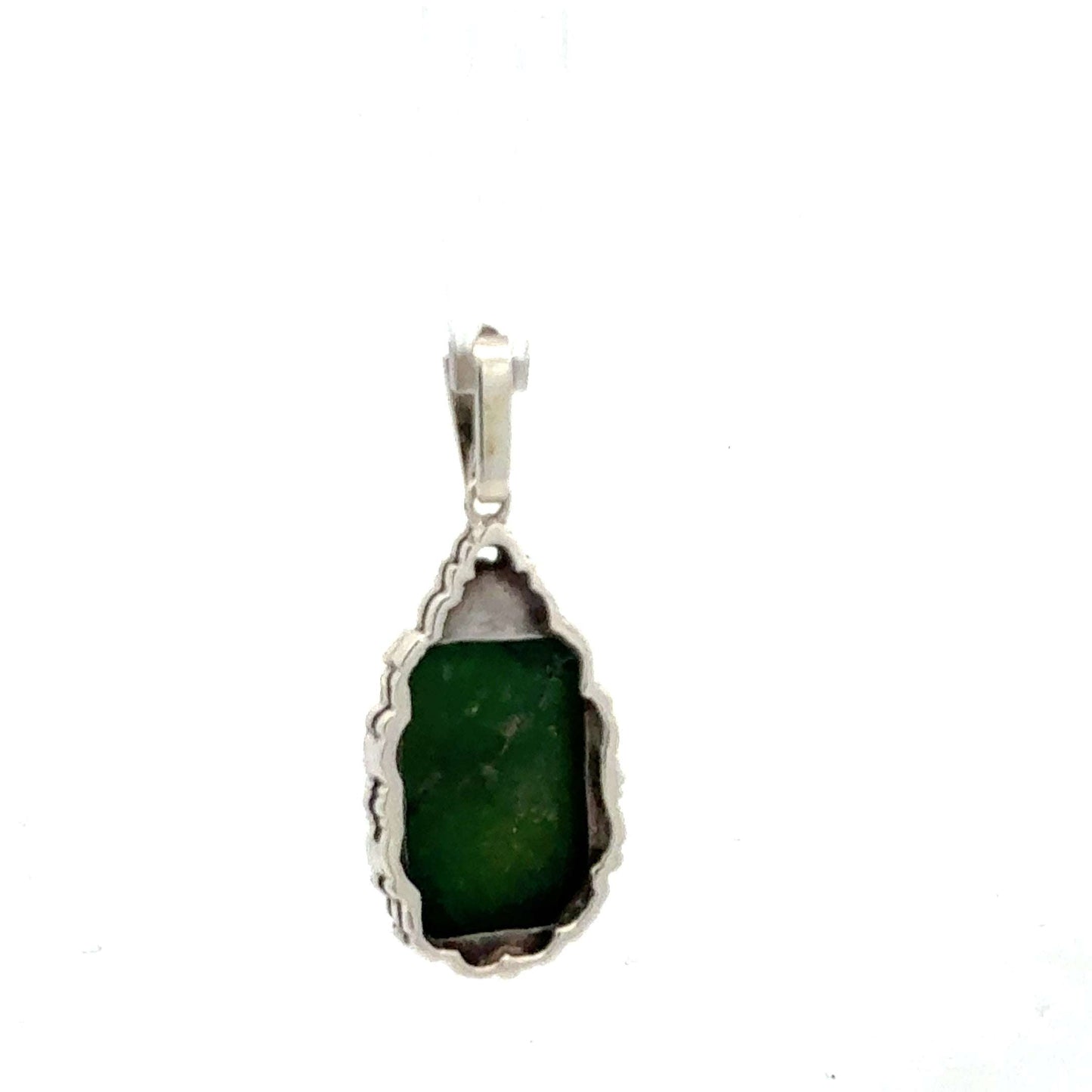 Silberner Anhänger mit Jade-Steinen, 925er Silber, von Juwelier Alen, zeigt detailreiche Handwerkskunst und elegantes Design.