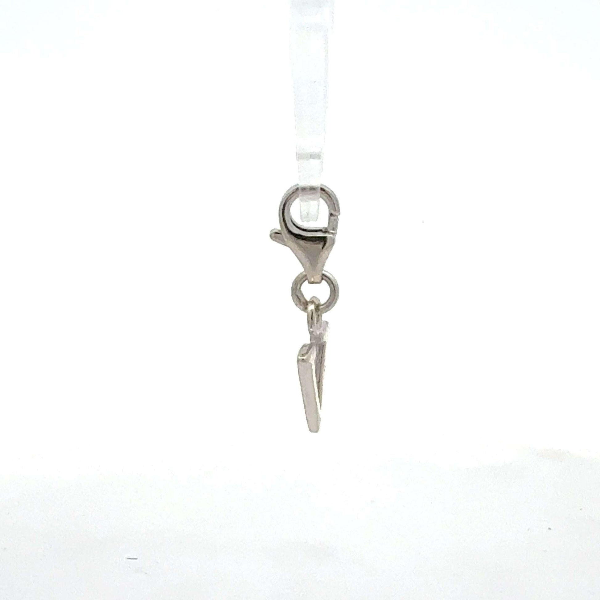 Silber 925 Buchstabe V Anhänger, Juwelier Alen, filigraner Charm, 0,78 g, glänzender Silbereinsatz, schmuckfertig.