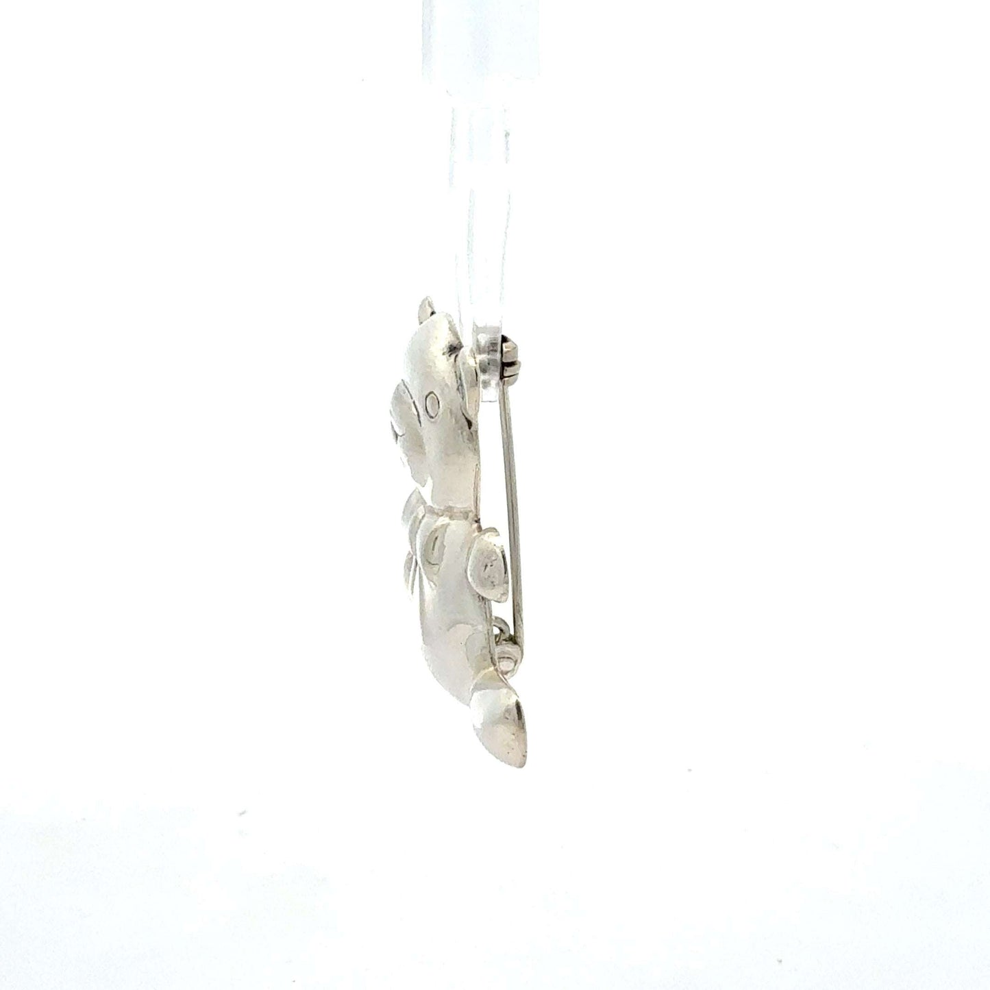 Silberne Bär Brosche aus 925er Silber, Gewicht 5,24 g, detailreiche Schmuckbrosche von Juwelier Alen.