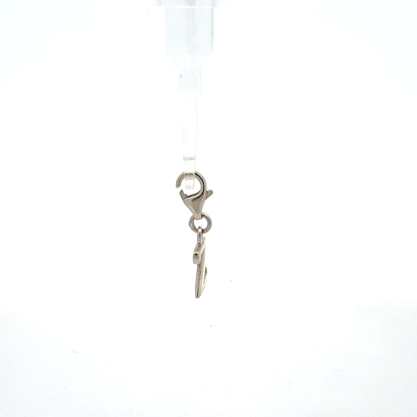 Silberner Charm Anhänger Buchstabe Z aus 925er Silber, leichtes Gewicht, elegantes Schmuckstück von Juwelier Alen.
